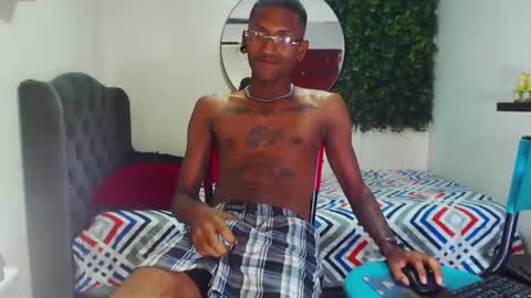 man_san11 online show from 02/17/25, 05:10