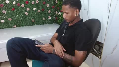 man_san11 online show from 12/16/25, 03:17