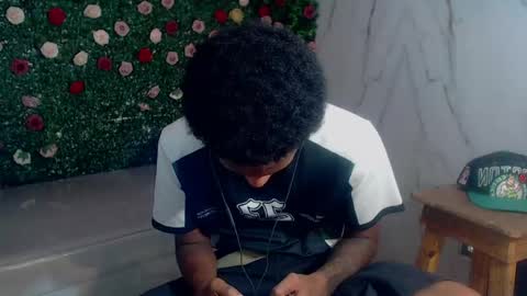 Snapshot of man_sant11 chatting on 04/15/26, 03:52 man_sant11 online show from 04/15/26, 03:52