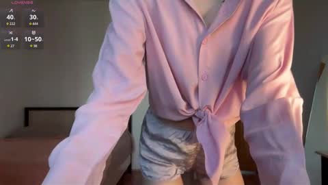 Snapshot of man_wo_man chatting on 03/08/25, 11:37 Ammy online show from 03/08/25, 11:37