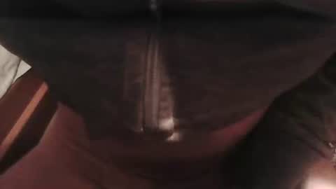 Snapshot of manco_travaglio chatting on 01/13/25, 09:42 Beeblebrox online show from 01/13/25, 09:42