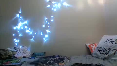 mindy22 online show from 12/25/24, 09:34