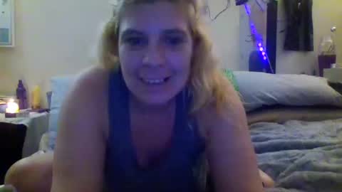 mindy22 online show from 02/15/25, 07:16