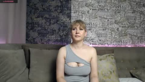 Snapshot of mandy_foxxx chatting on 07/03/26, 09:37 Mandy online show from 07/03/26, 09:37
