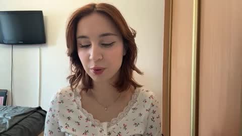 Mia online show from 01/15/26, 08:08