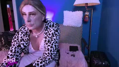 Snapshot of mandyline chatting on 02/14/26, 12:35 mandyline online show from 02/14/26, 12:35