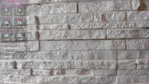 Snapshot of mandyminx66 chatting on 12/12/24, 11:36 Mandy Val online show from 12/12/24, 11:36