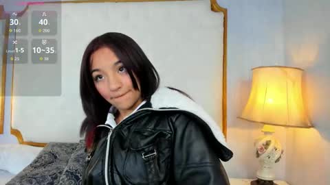 manelyk_evanss online show from 10/28/25, 10:52