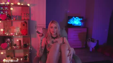 Amelie online show from 03/09/25, 11:56