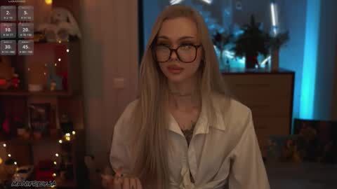 Amelie online show from 02/04/26, 02:06