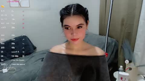 manilynforyou online show from 11/18/25, 08:41