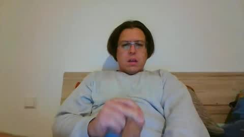 manncr online show from 10/20/25, 06:36