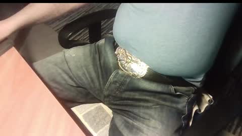 Snapshot of manswed chatting on 12/20/25, 09:05 manswed online show from 12/20/25, 09:05