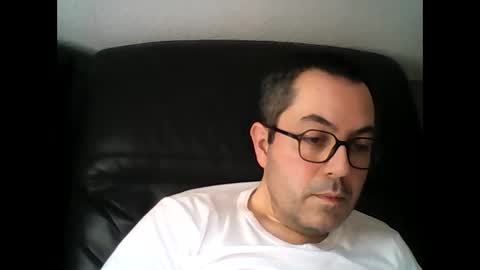 Snapshot of manu5933 chatting on 02/12/25, 03:49 manu5933 online show from 02/12/25, 03:49