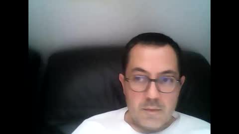 Snapshot of manu5933 chatting on 11/04/25, 12:59 manu5933 online show from 11/04/25, 12:59