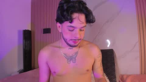 MANUEL Dont forget your thumbs up online show from 11/30/25, 11:25