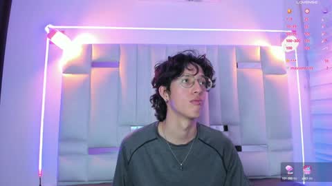 Manuel online show from 01/09/25, 02:22