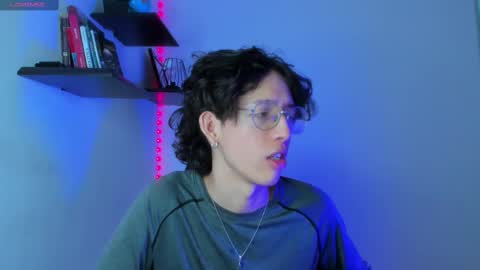 Manuel online show from 02/15/25, 08:22