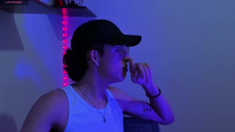 Manuel online show from 02/18/25, 01:00