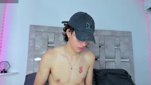 Manuel online show from 02/20/25, 01:08