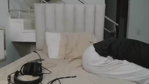 Manuel online show from 06/22/26, 03:25