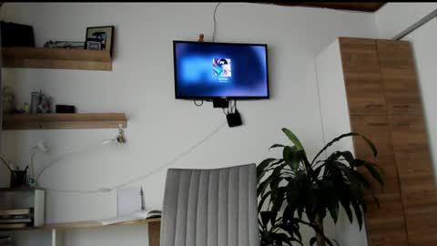 Snapshot of manucute_23_ chatting on 06/18/26, 03:38 manucute 23 online show from 06/18/26, 03:38