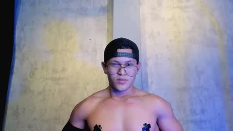 Manuel online show from 10/10/25, 01:15