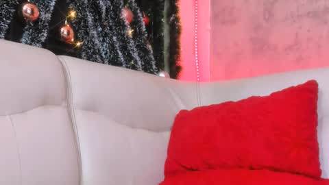 Manuel online show from 12/15/25, 02:27