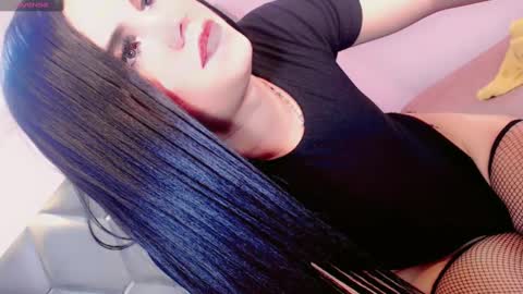 Manuela Kingsley online show from 12/26/24, 02:27