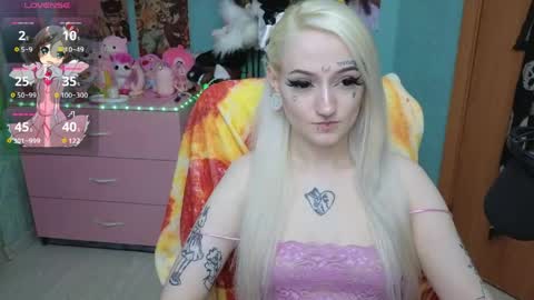 Manuela online show from 05/18/26, 08:47