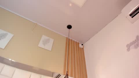 manu 3 online show from 01/25/25, 01:10