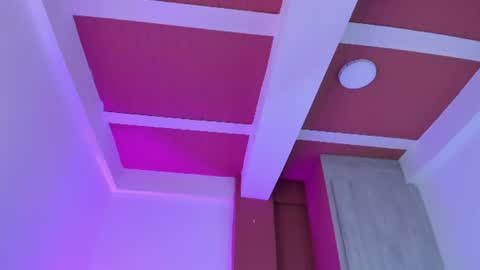 Manuela online show from 06/10/26, 10:41