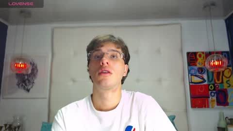 Manuel online show from 03/27/26, 04:40