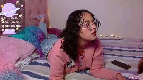 Snapshot of manumeow_ chatting on 02/12/25, 12:27 Manu online show from 02/12/25, 12:27