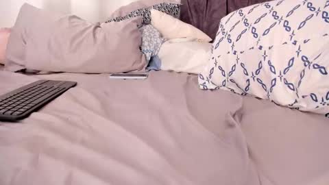 Maria IG M APS01 online show from 10/16/25, 02:51