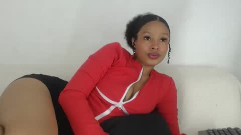 Snapshot of mar_aimy chatting on 11/29/25, 04:59 Mar online show from 11/29/25, 04:59