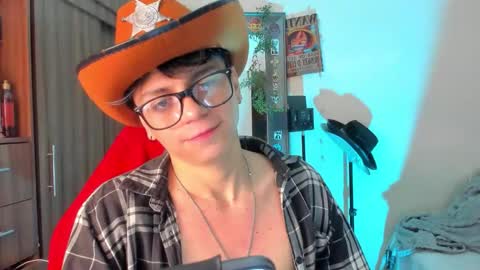 mar_alexis online show from 12/17/25, 11:22