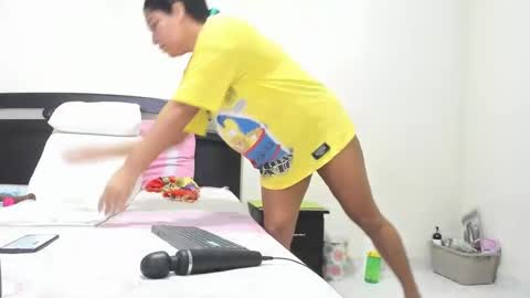 Mara online show from 10/05/25, 02:37