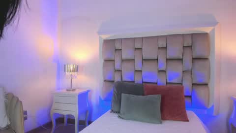 Mara online show from 01/17/25, 02:39