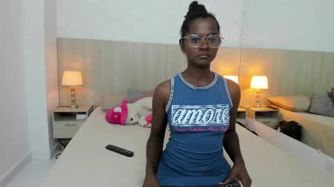 Mara Sinclair online show from 06/26/26, 07:29