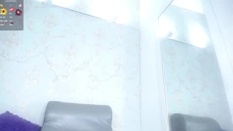 Snapshot of mara_thompsonn chatting on 12/21/24, 06:23 mara_thompsonn online show from 12/21/24, 06:23