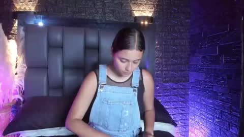 maraa_rivera online show from 10/20/25, 07:14