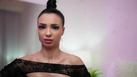  Mara  online show from 01/10/25, 09:53