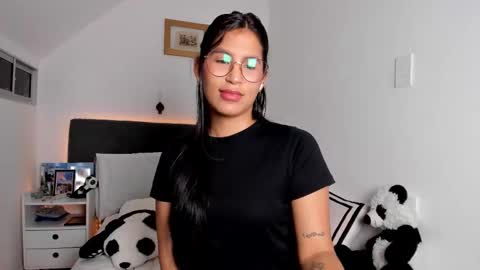 Snapshot of maragirl chatting on 03/12/26, 02:50 Mara online show from 03/12/26, 02:50