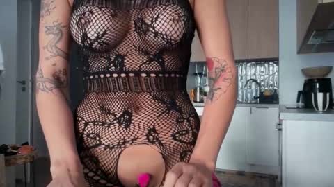 Marakuia online show from 11/19/25, 08:14