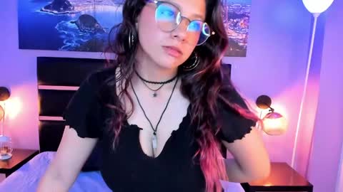 maramartinez_ online show from 04/28/26, 07:52