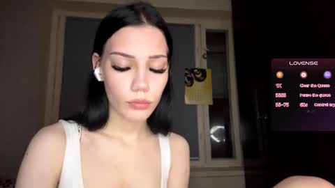 Elizaveta online show from 10/18/25, 05:25