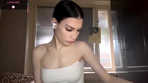 Elizaveta online show from 10/27/25, 06:17