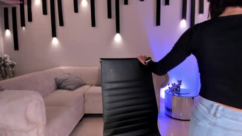 MARA  online show from 01/25/25, 01:54