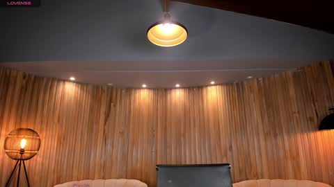 MARA  online show from 01/28/25, 02:21